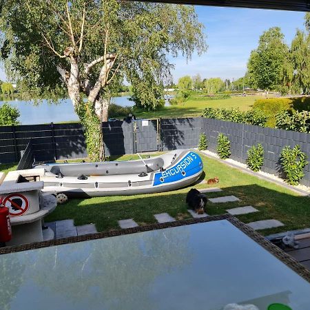 Ferienhaus Am See Hungen Buitenkant foto